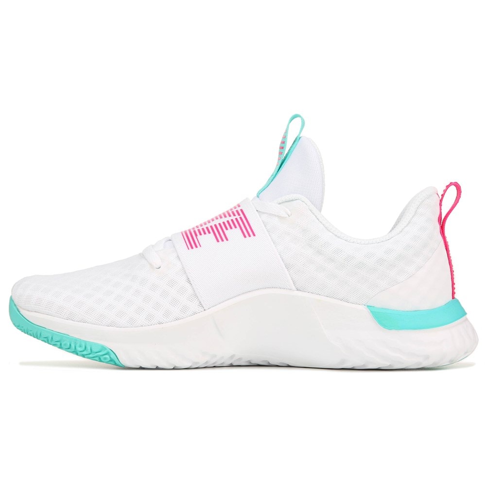 women's in season 9 training shoes