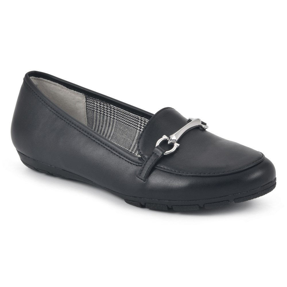 Famous footwear best sale womens loafers