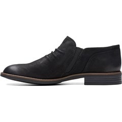 Clarks Women's Camzin Pace Medium/Wide Bootie | Famous Footwear