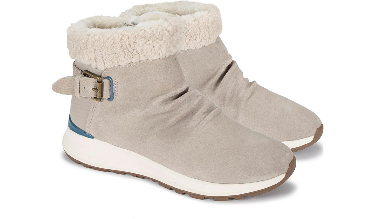 Baretraps Women's Becki Winter Boot | Famous Footwear