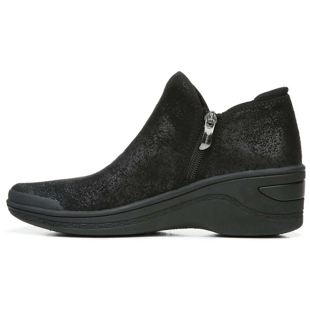 Bzees zora hotsell ankle bootie