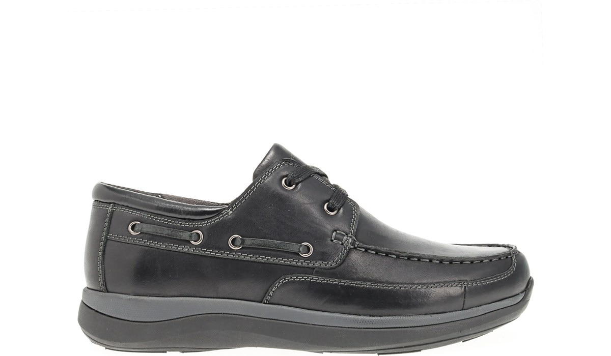 Famous footwear boat shoes on sale