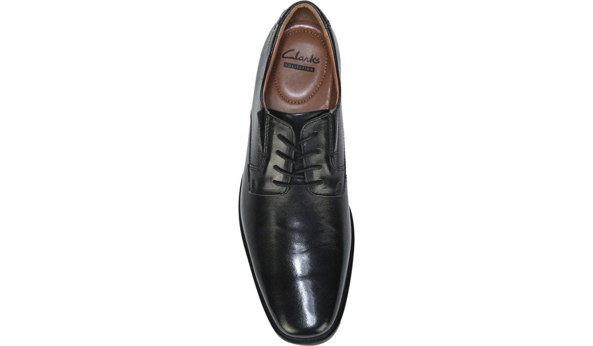 Clarks Men's Tilden Medium/Wide Plain Toe Oxford | Famous Footwear