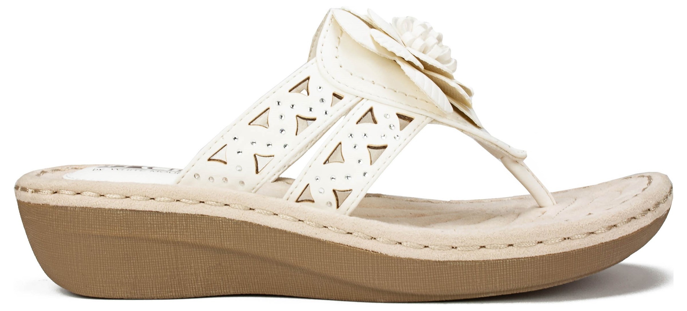 Cliffs by White Mountain Women's Cynthia Sandal | Famous Footwear