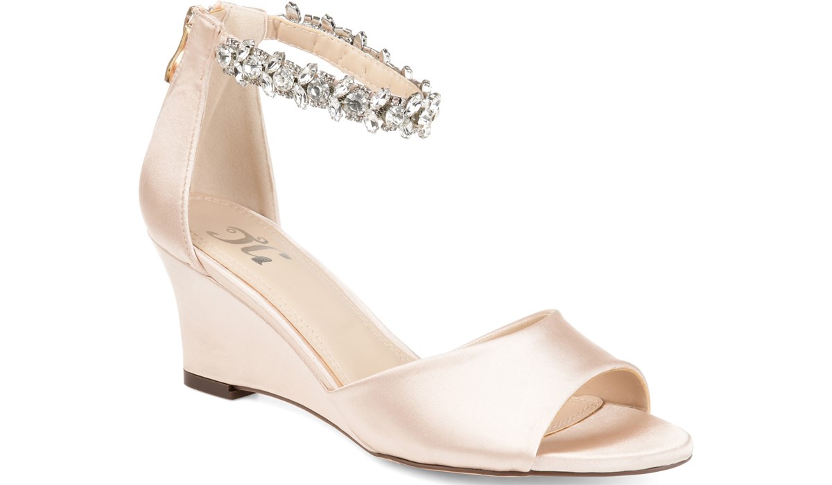 Journee Collection Women's Connor Wedge Sandal | Famous Footwear