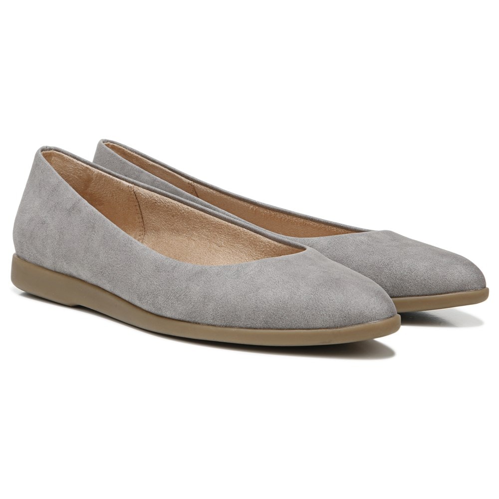 Famous footwear 2025 womens flats