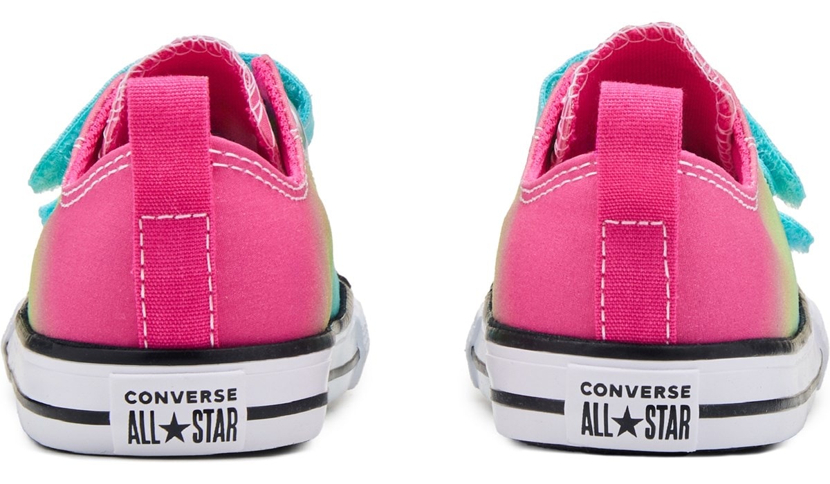 Converse Kids Chuck Taylor All Star 2V Low Top Sneaker Baby Toddler Famous Footwear