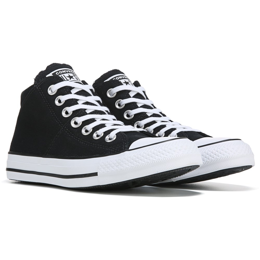Converse Chuck Taylor All Star High Sneaker - Black