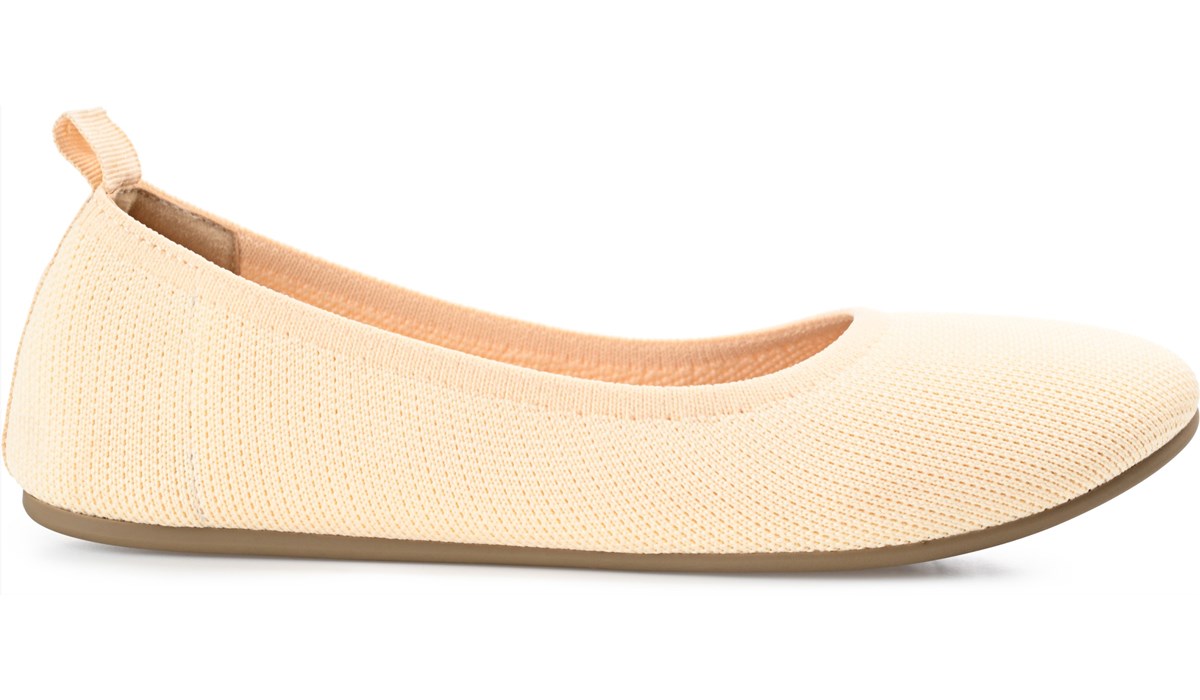 Journee Collection Women's Jersie Flat | Famous Footwear