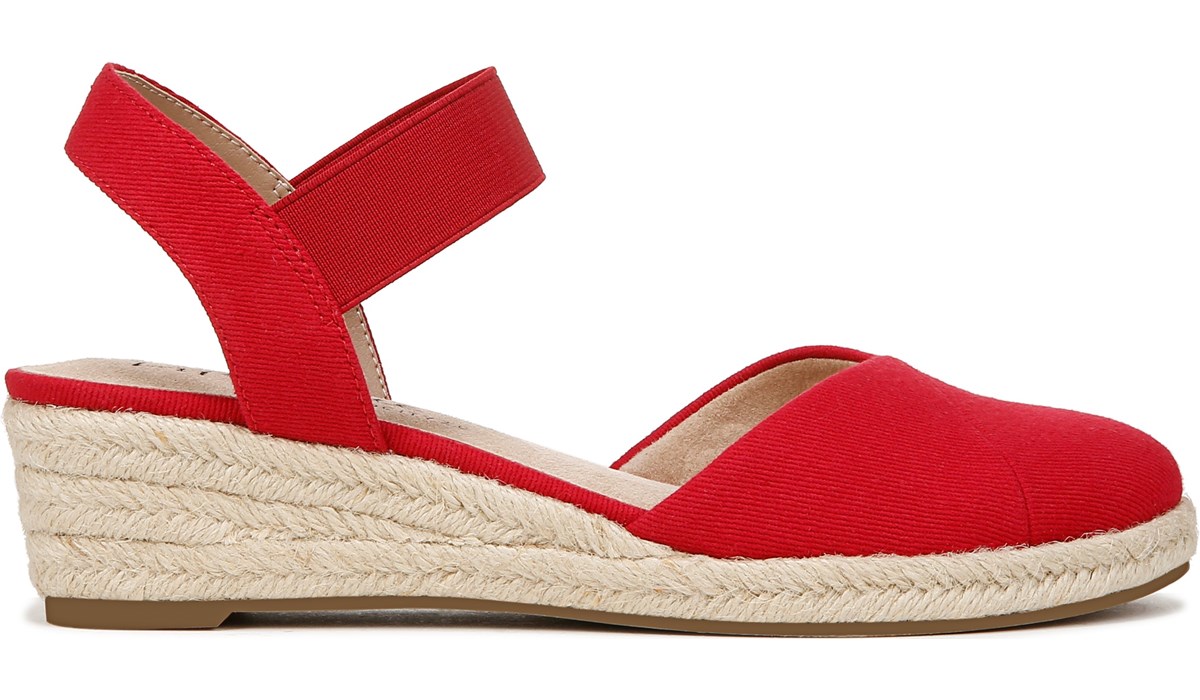 LifeStride Women's Kimmie Medium/Wide Espadrille Wedge | Famous Footwear