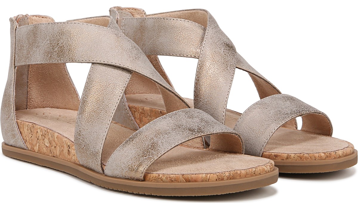 Famous footwear cheap naturalizer sandals