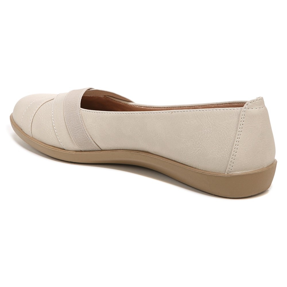 Famous footwear womens on sale flats