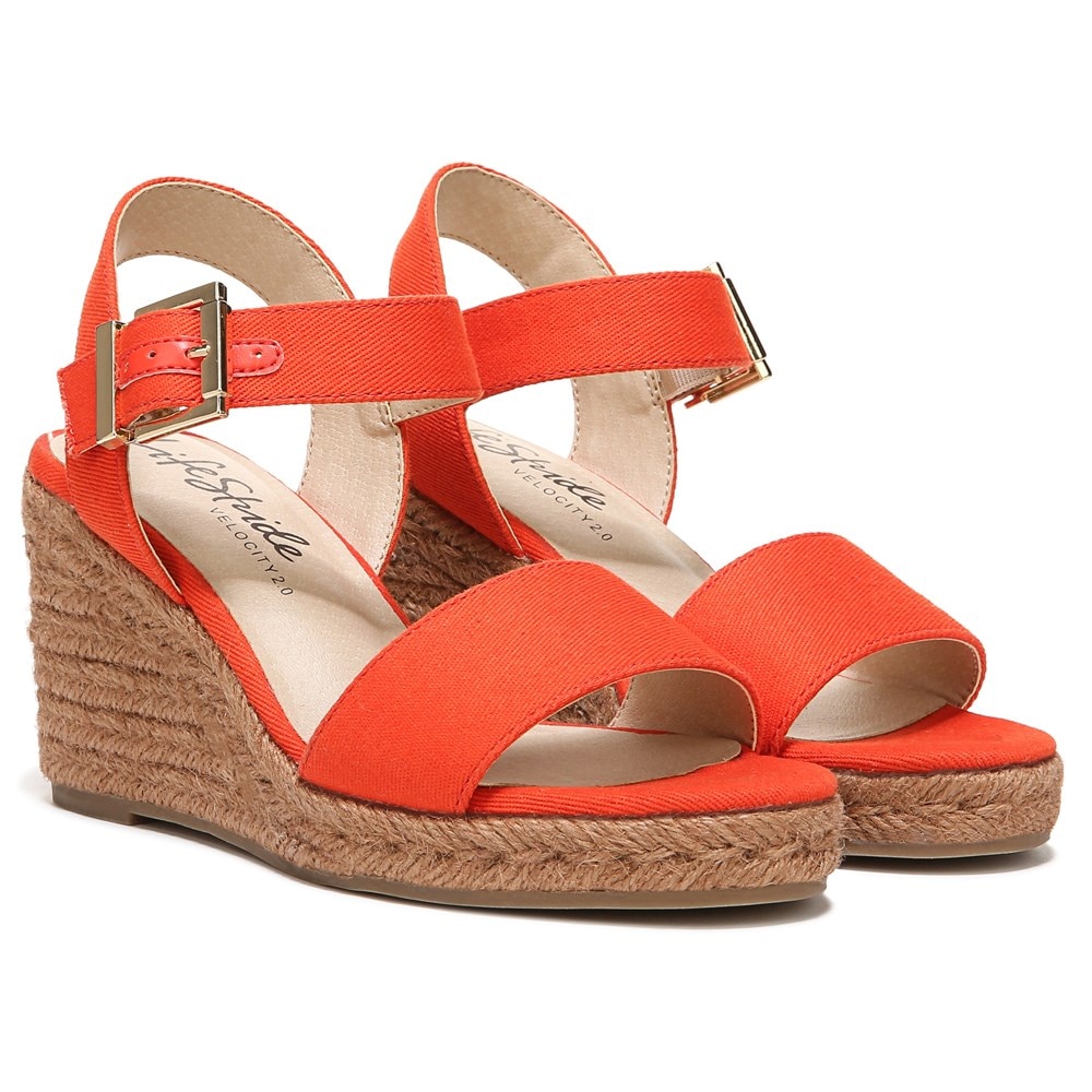 Famous footwear 2024 red sandals