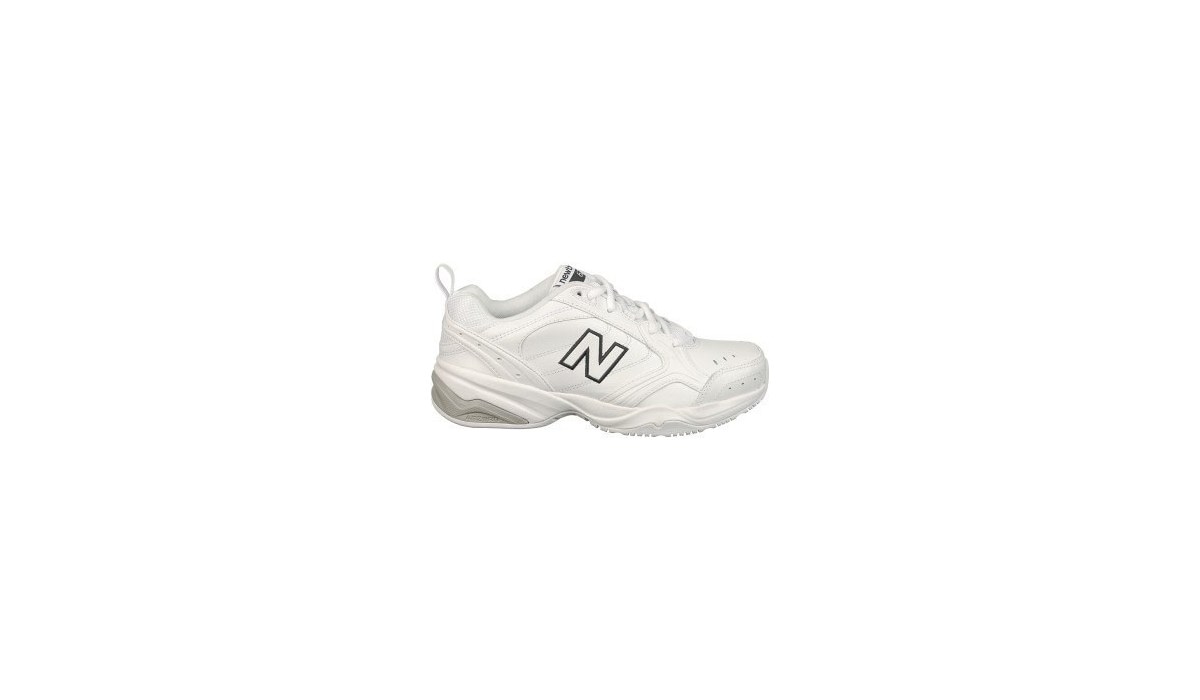 624 Medium/Wide Training Shoe White 