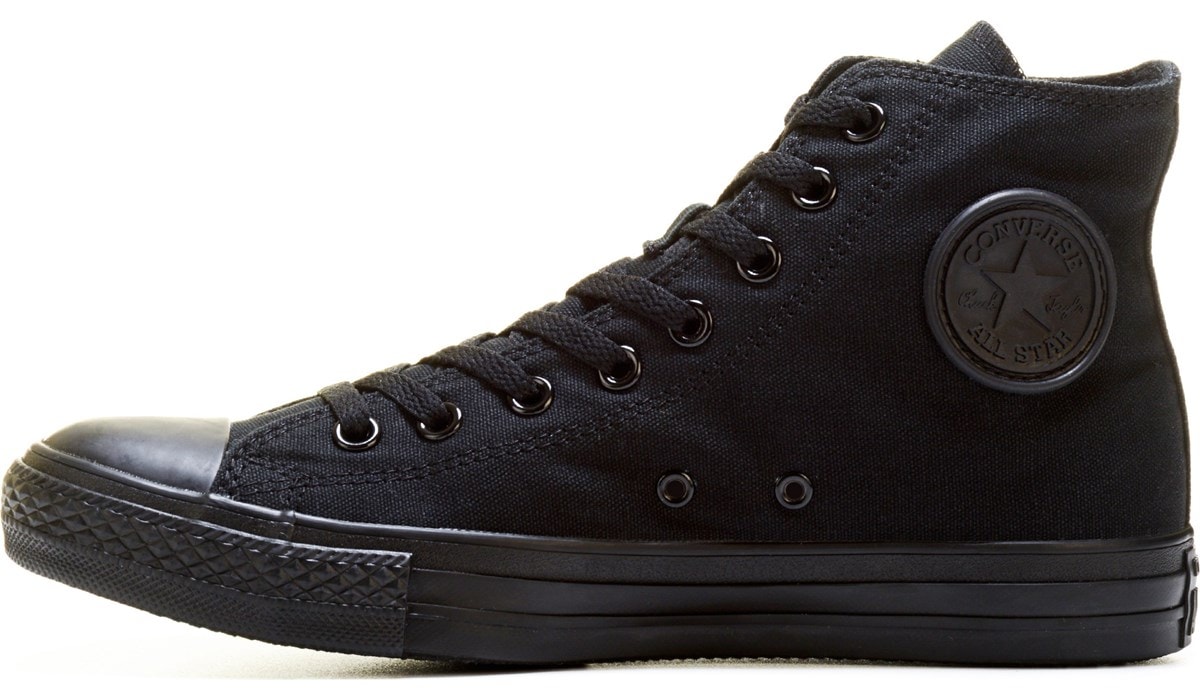 black converse famous footwear