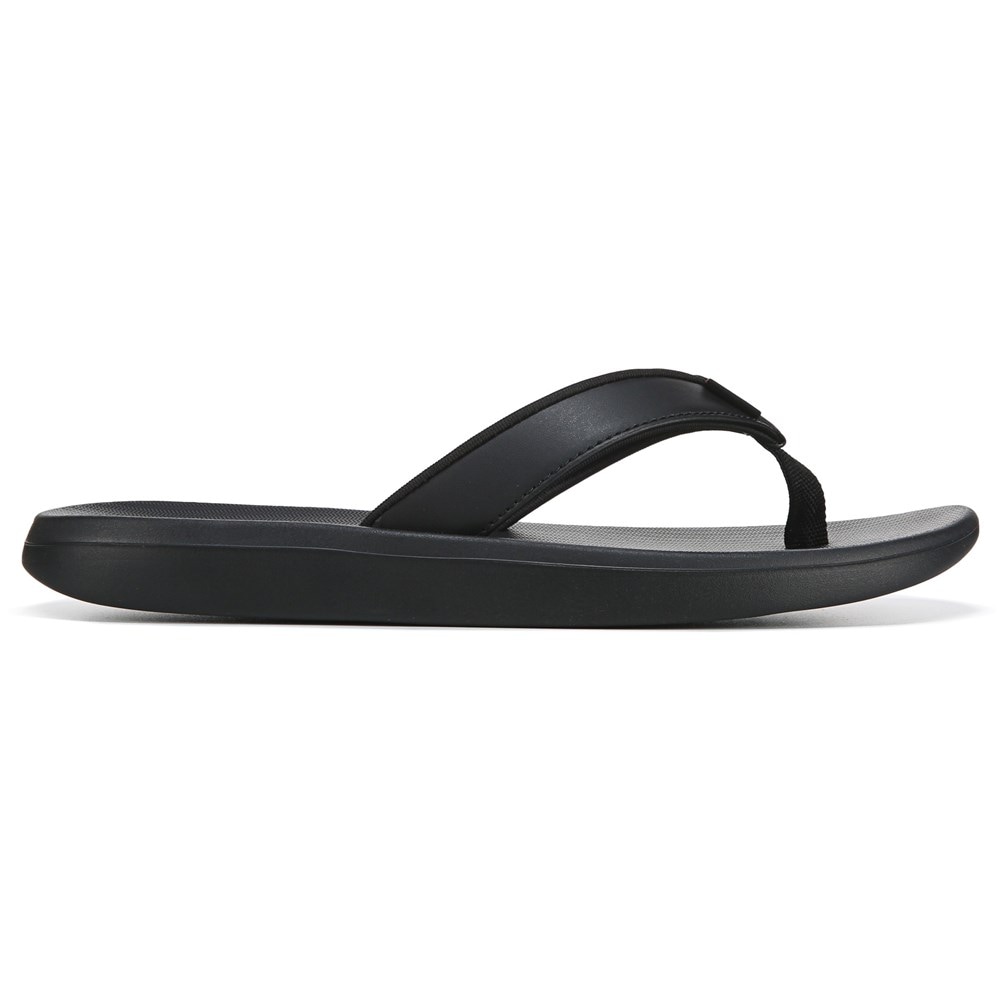 Nike Women s Bella Kai Flip Flop Sandal Famous Footwear