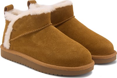 Famous footwear uggs hotsell