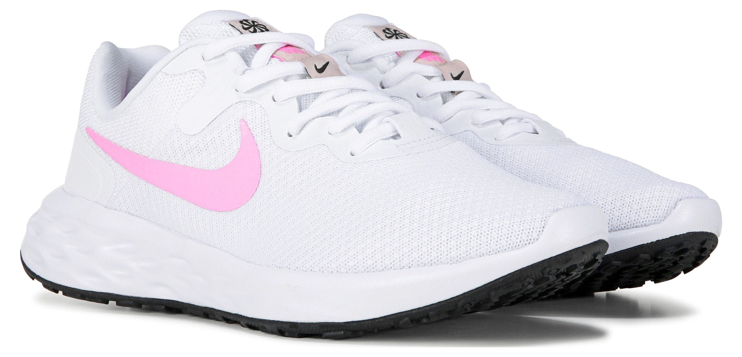 slids USA uafhængigt Nike Women's Revolution 6 Medium/Wide Running Shoe | Famous Footwear
