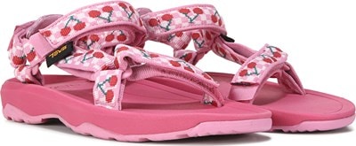 Teva sandals best sale famous footwear