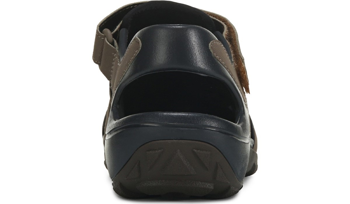 ecco sandals mens price