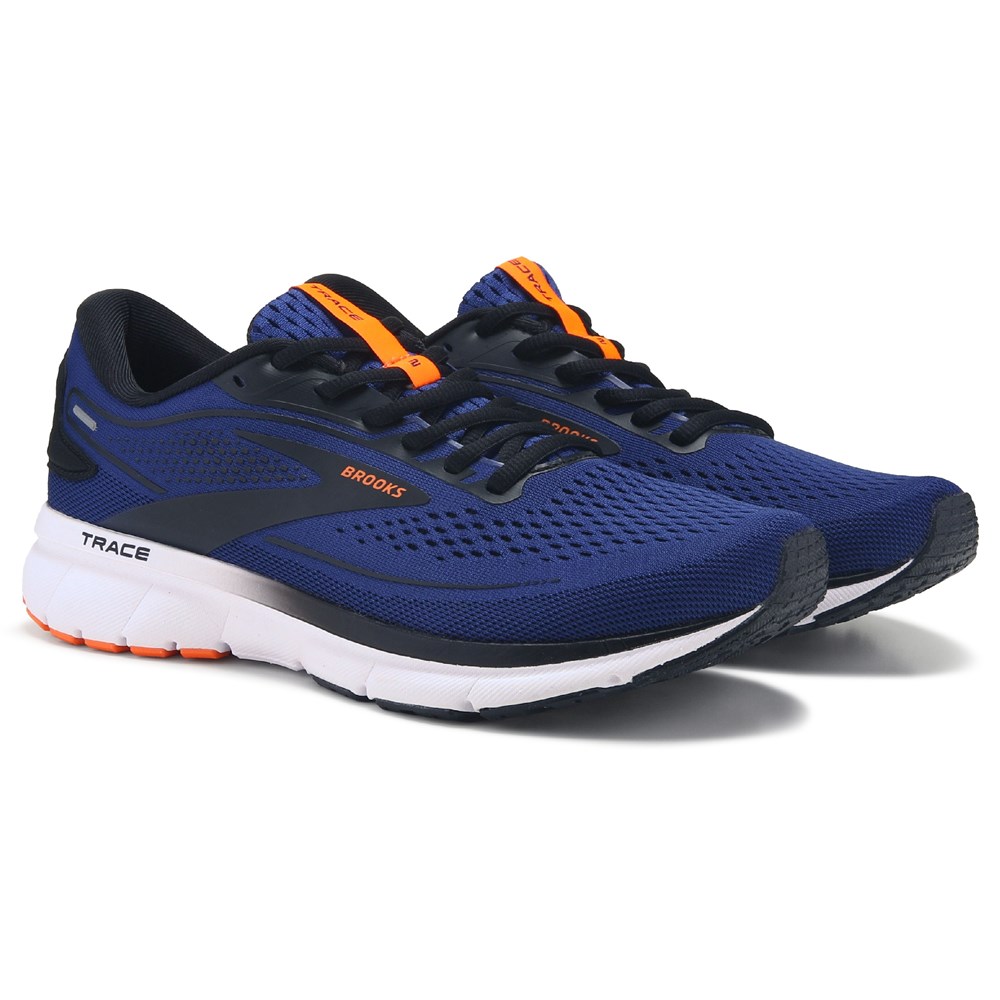 Famous best sale footwear brooks