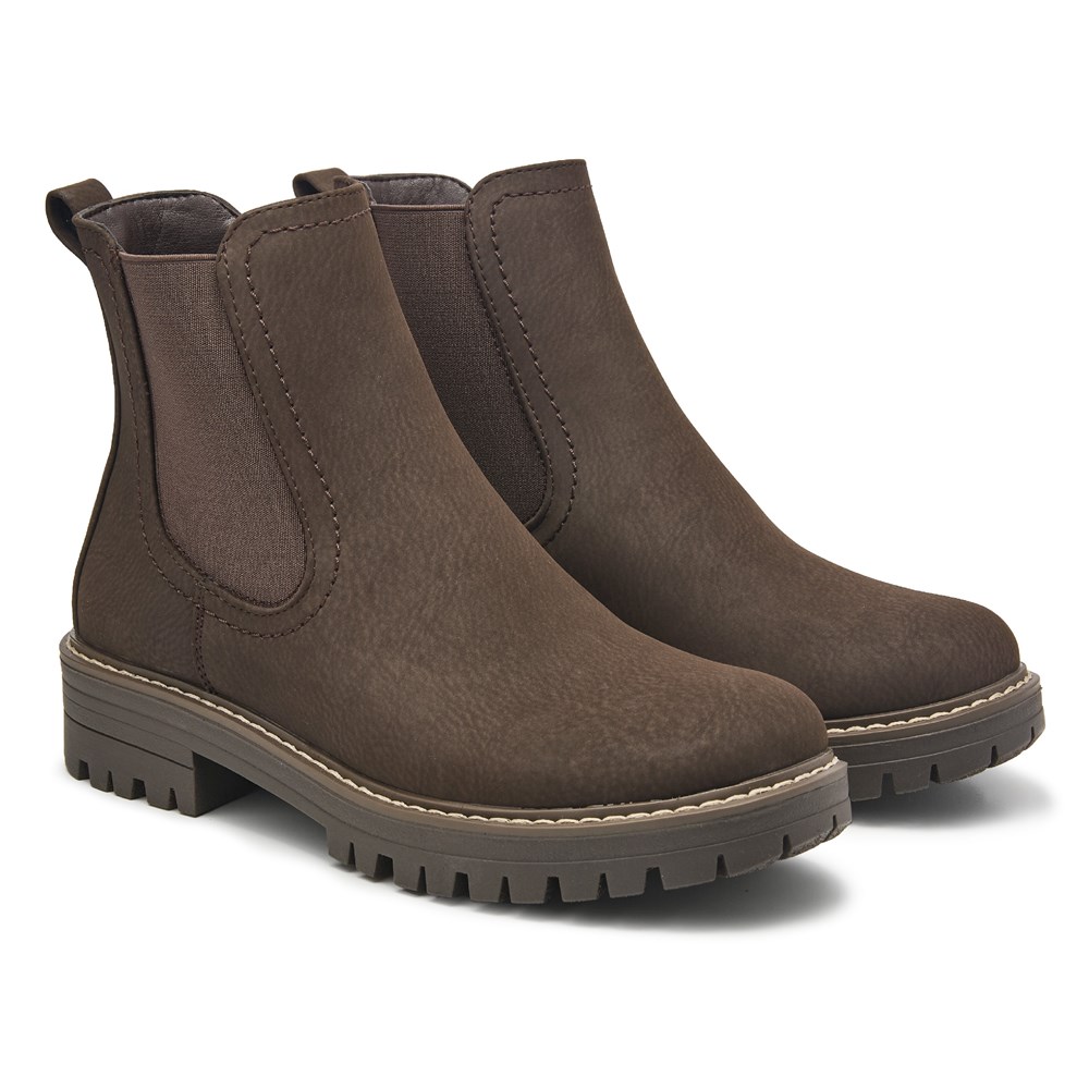 Famous footwear chelsea boots on sale