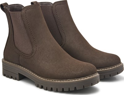 Up to 50% off women’s boots at Famous Footwear