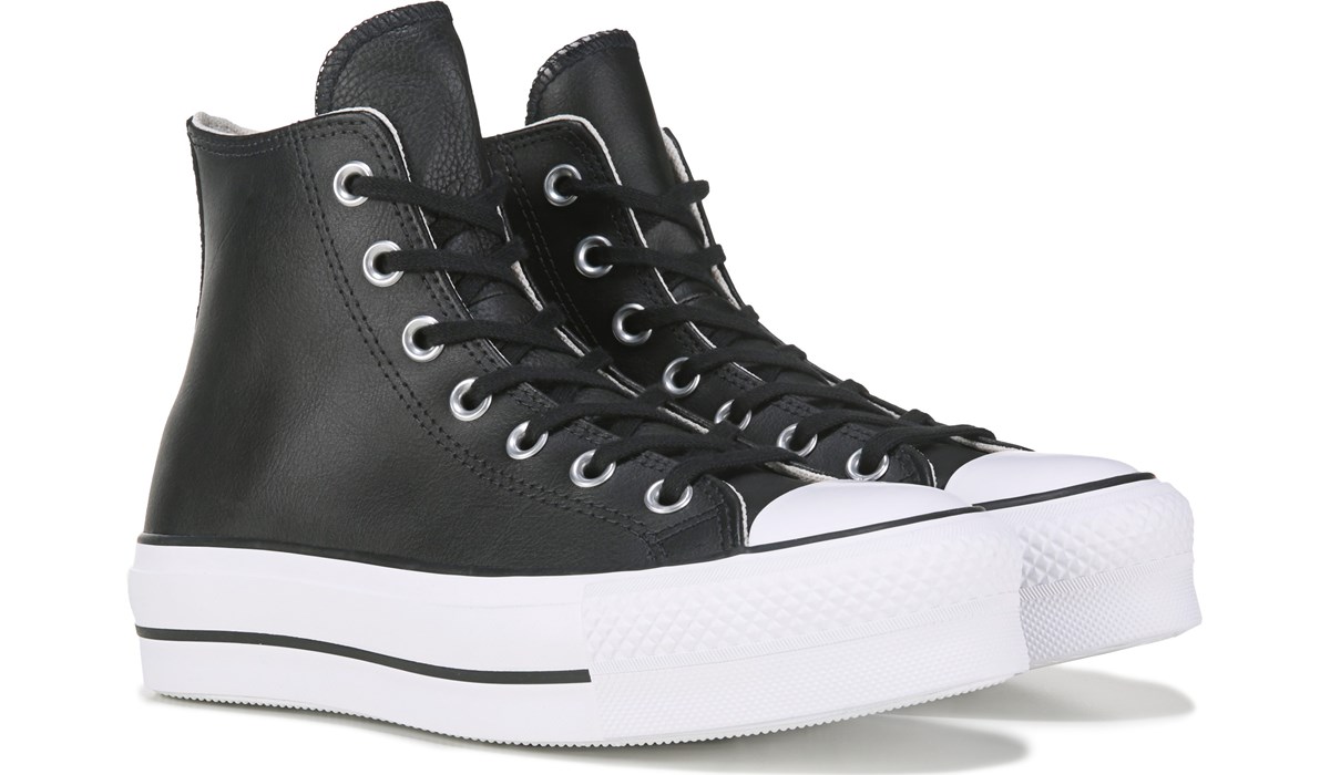 Converse Women's Chuck Taylor Star Platform Sneaker | Famous Footwear
