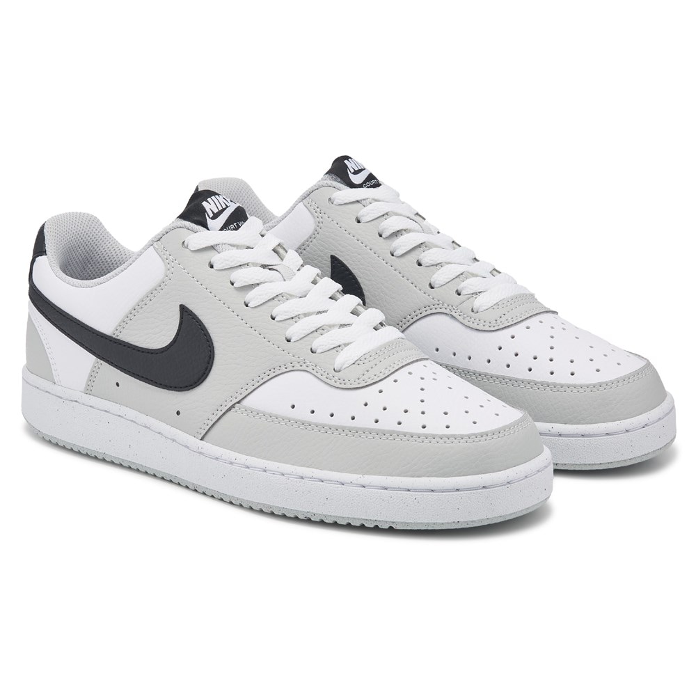 NWOT. FIRMSize 9 Nike Court vision low white high quality / grey