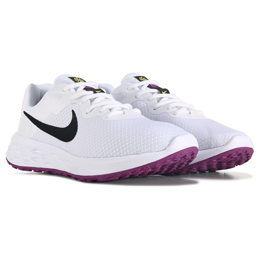 Women's nike revolution running hot sale shoes