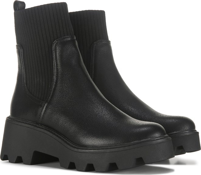 Dolce vita sale peton chelsea booties