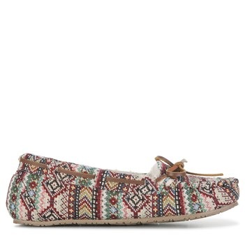 Minnetonka moccasins womens deals famous footwear