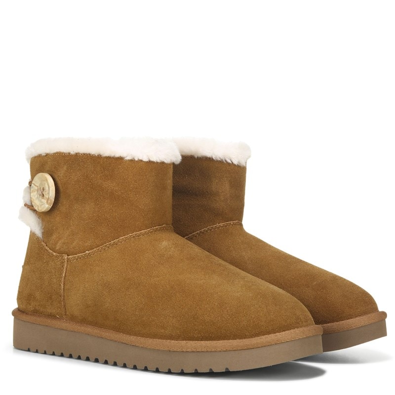 Famous on sale footwear uggs