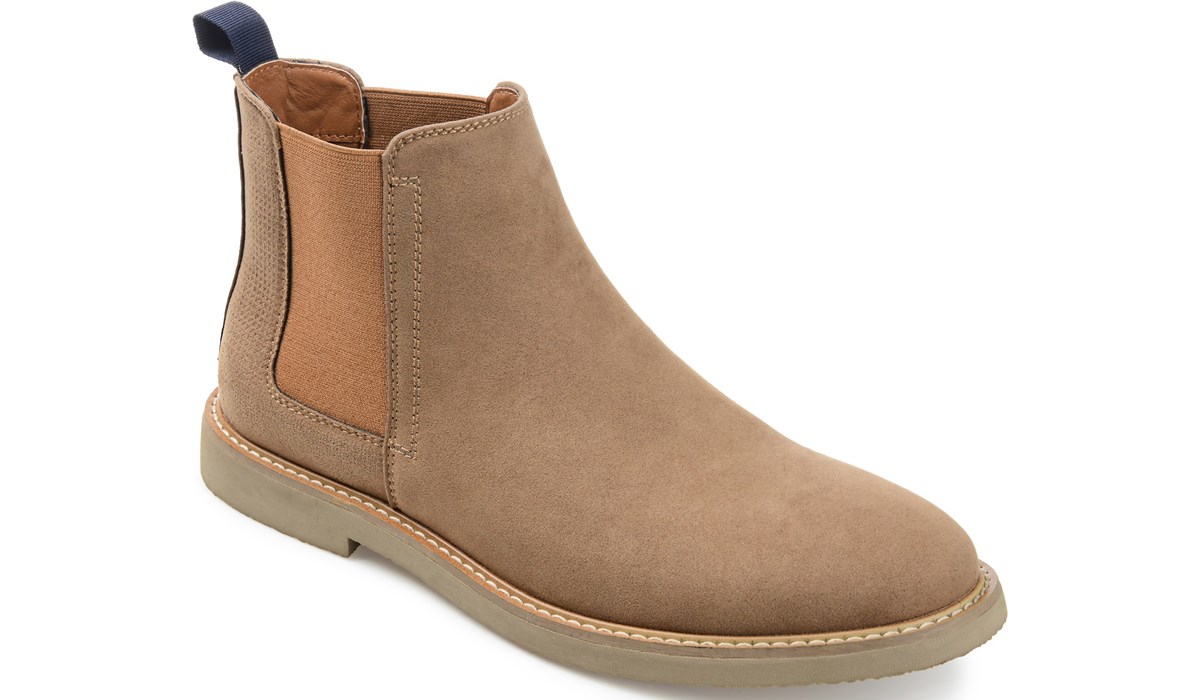 famous footwear chelsea boots