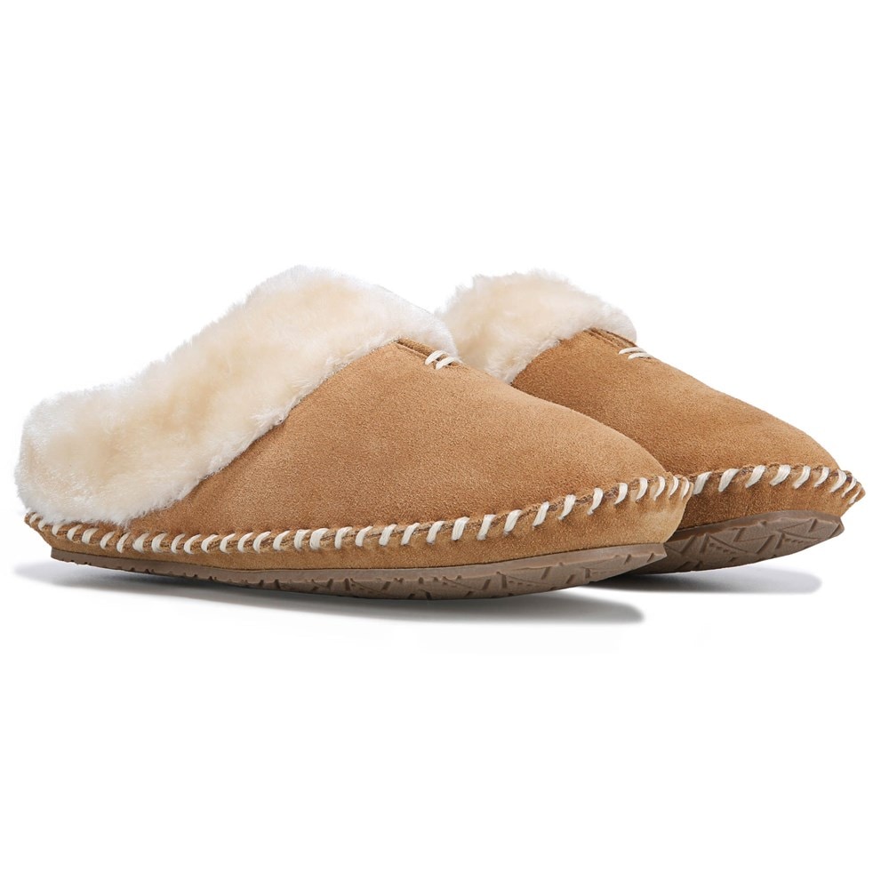 Minnetonka best sale slippers sizing