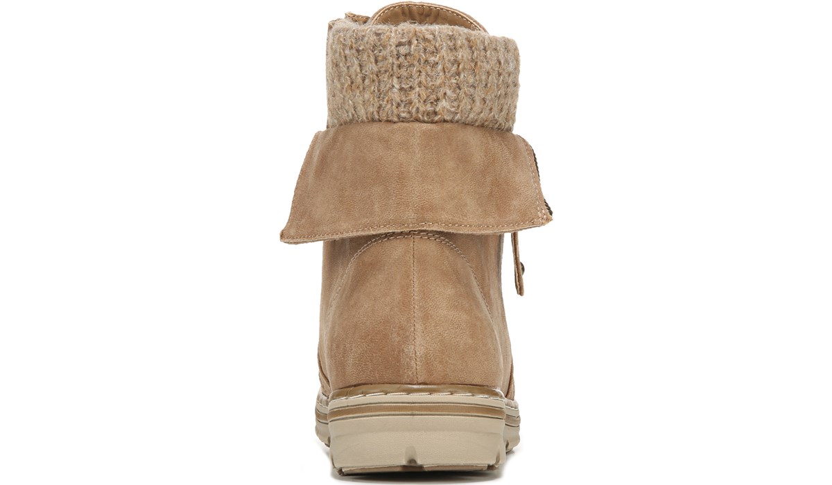 bearpaw boots with bows on back