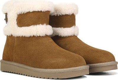 ugg slippers famous footwear