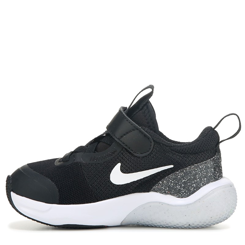 gray nike youth shoes