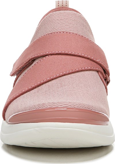 Bzees Women's Refresh Medium/Wide Slip On Sneaker | Famous Footwear