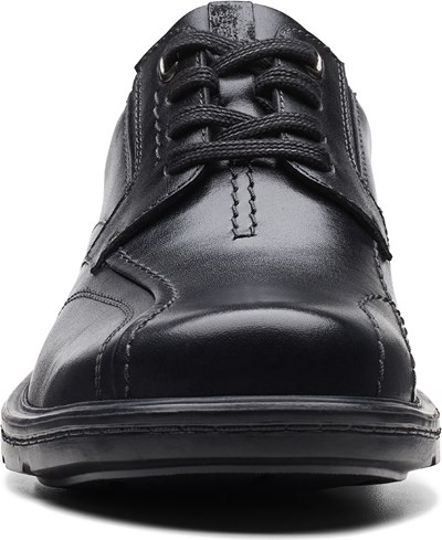 Clarks Men s Gessler Bicycle Toe Oxford Famous Footwear