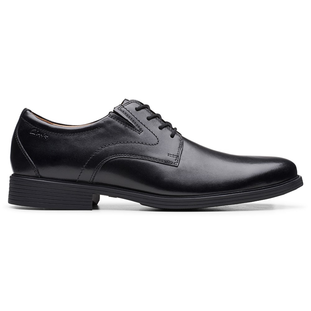 Clarks Men s Whiddon Plain Oxfords Black Leather