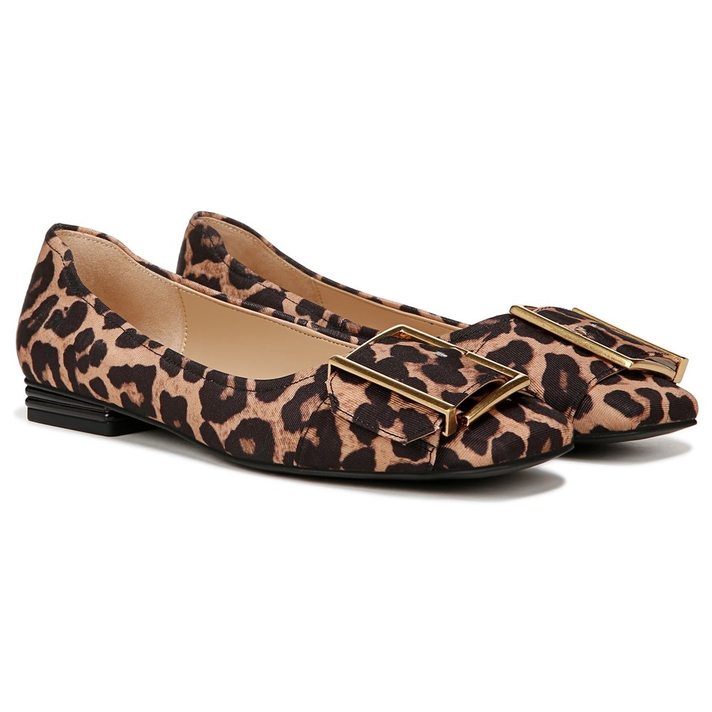 Famous footwear clearance ballet flats