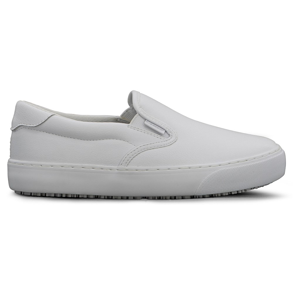 Women's Clipper Slip Resistant Slip On Sneaker