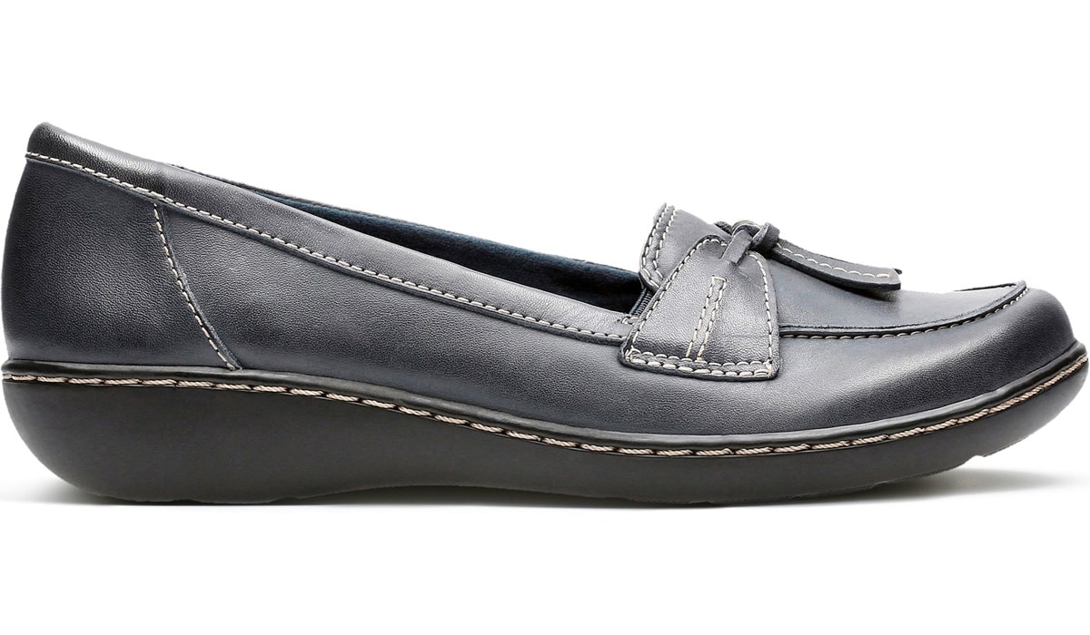 clarks bubble loafer