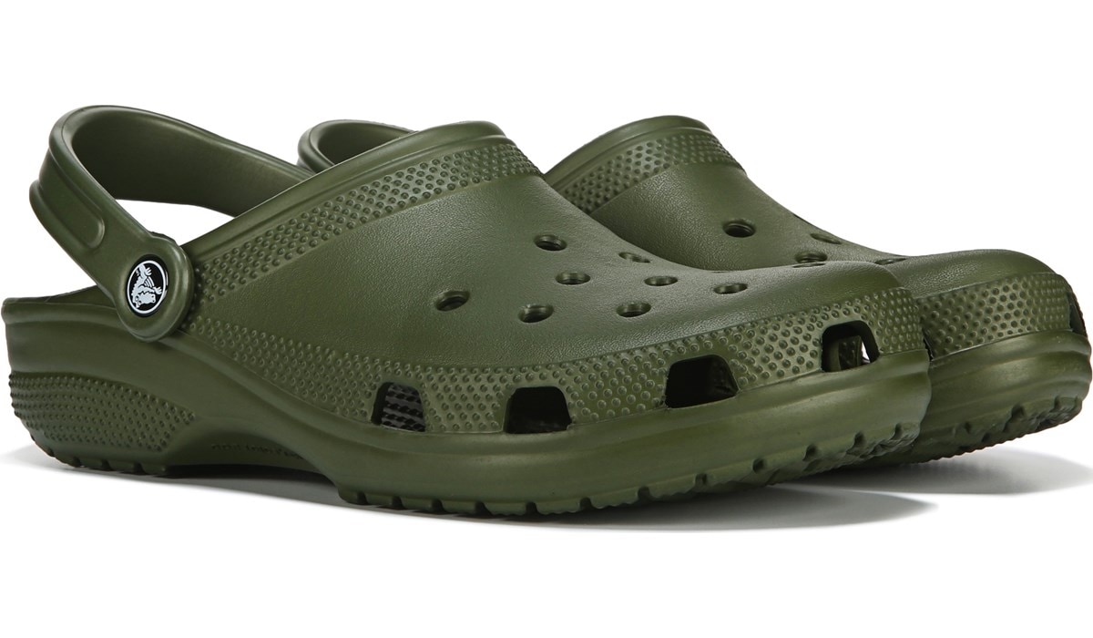 crocs for extra wide feet
