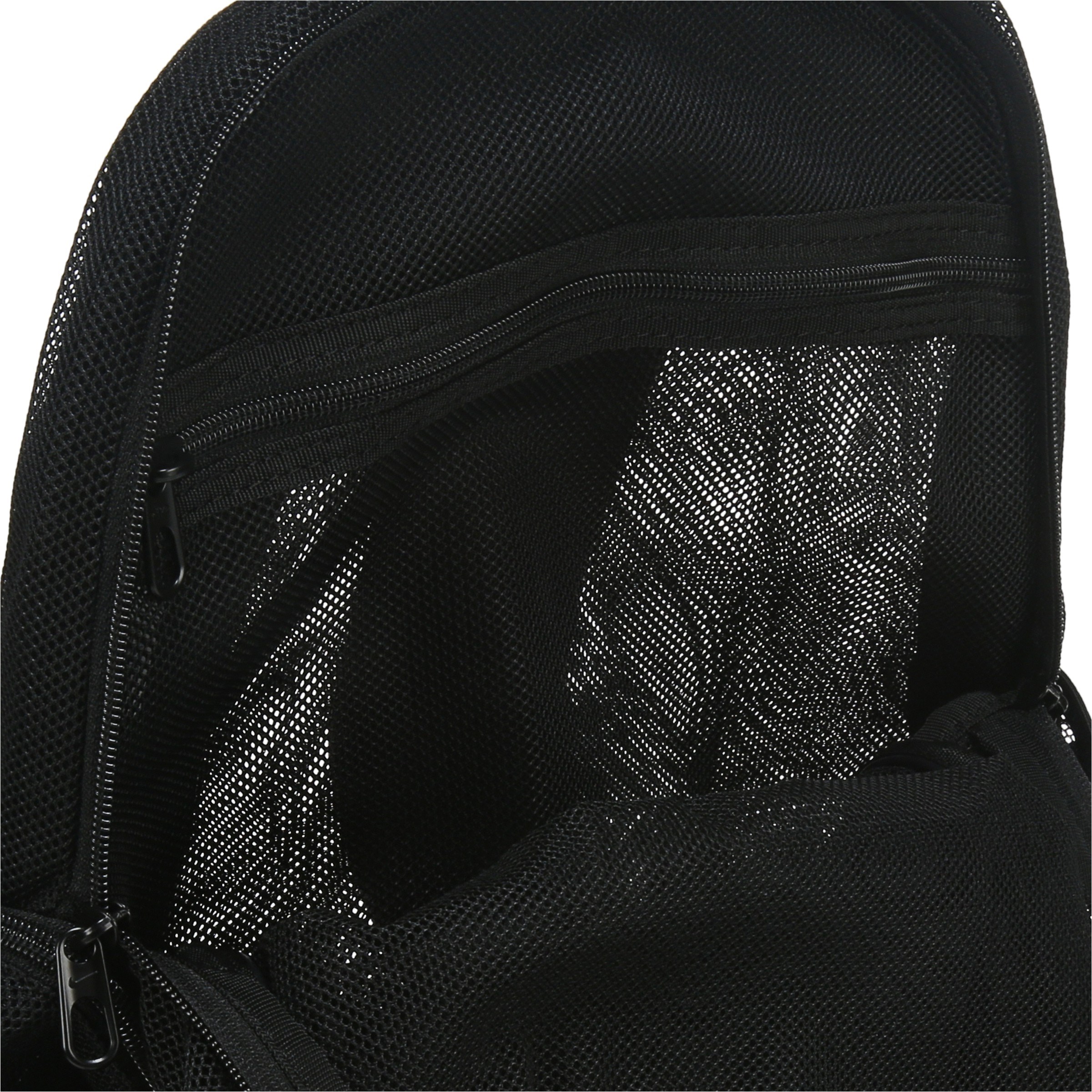 Black nike hot sale mesh backpack