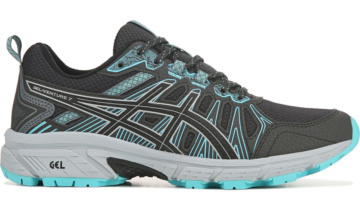 asics women's wide sneakers