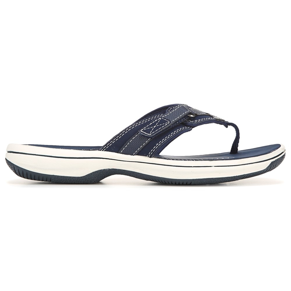 Clarks flip flops online